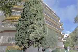 appartement à la vente -   06600  ANTIBES, surface 46,62 m2 vente appartement - APR737280